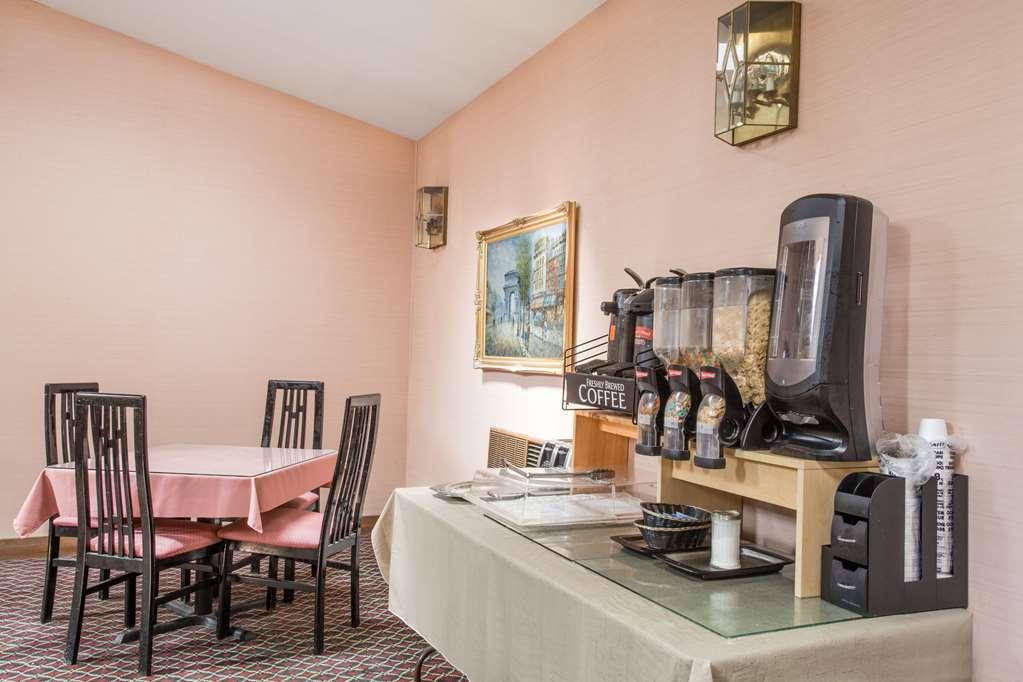 Knights Inn Endwell מסעדה תמונה